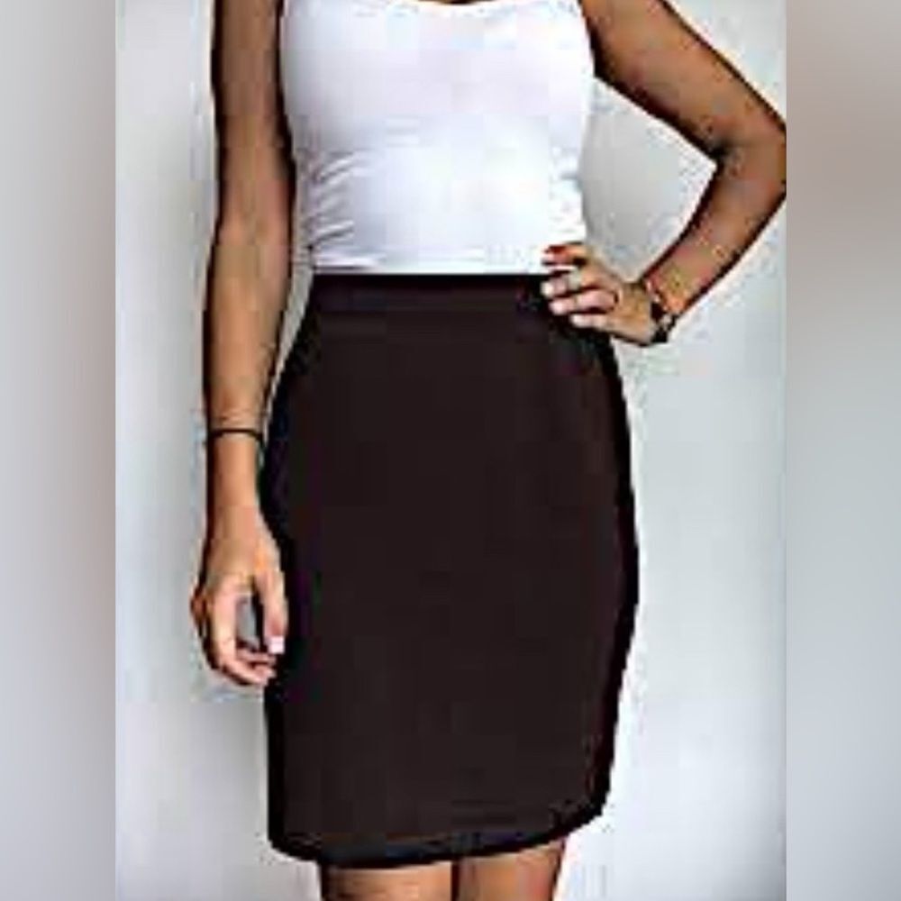 ST. JOHN Collection By Marie Gray Black Knit Skirt Sz 10 wool & rayon